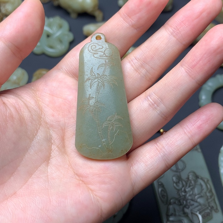 和田玉未镶嵌颈饰放*