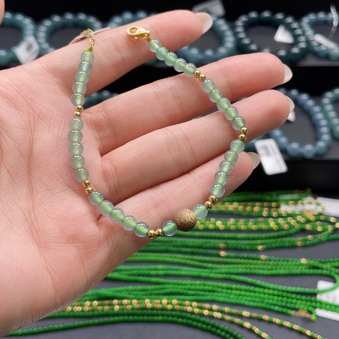 翡翠未镶嵌手链卡4+手链