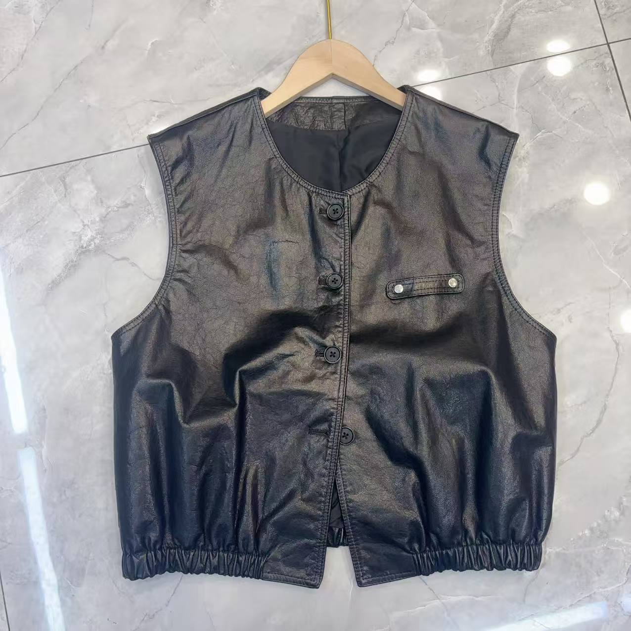 【訢嶼甄选】25803新款时尚百搭设计师街头风款式单皮马甲