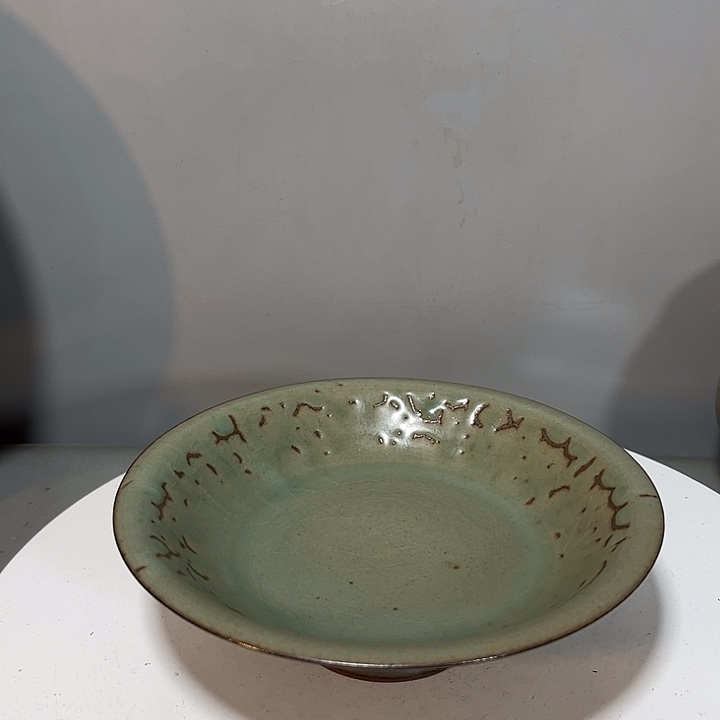 兵***大瓷片张工向汝窑全品相淘瓷一个