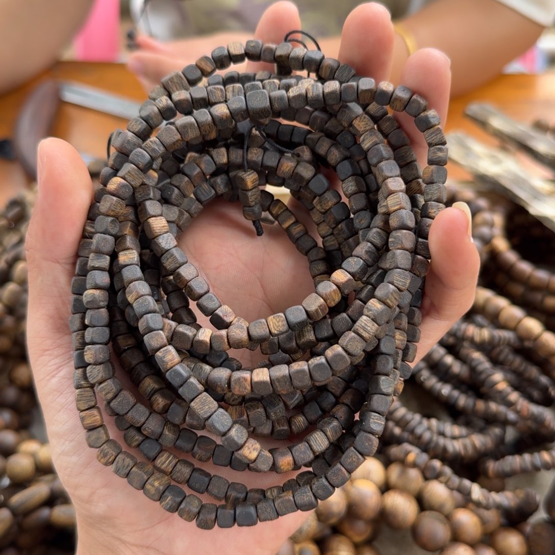 沉香碎屑沉香多圈沉水方糖19克多样性发一