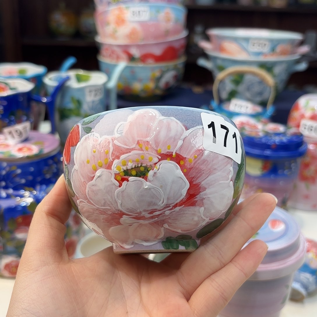 瓷片兔兔好可爱啊我