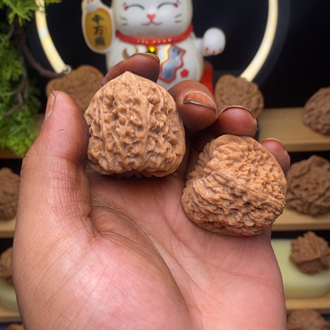 李***志文玩核桃把件355588