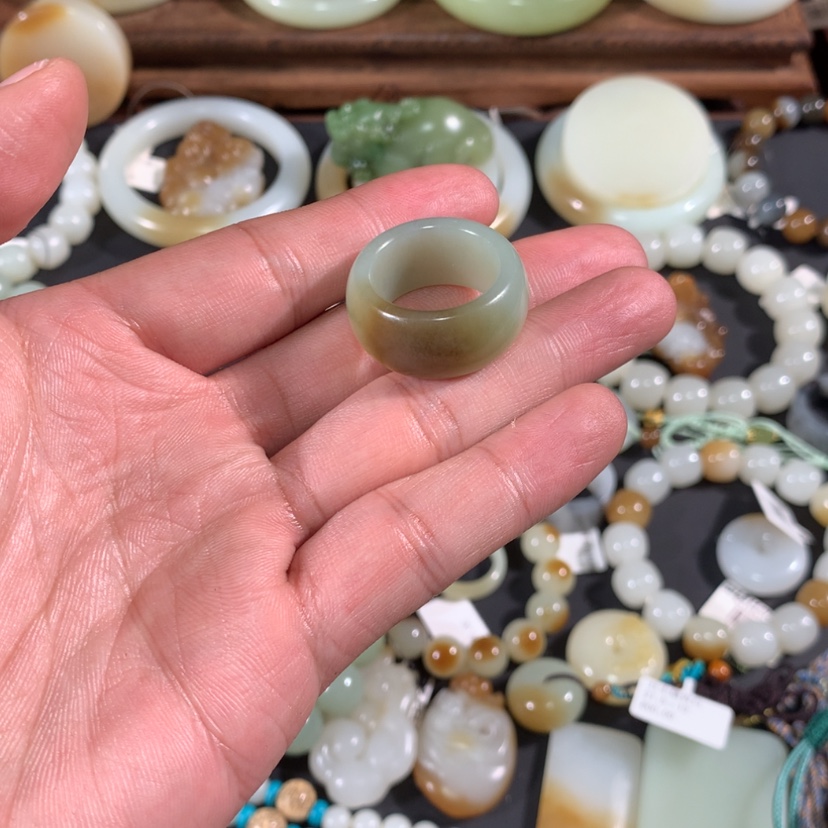 【闪购商品】和田玉戒指未镶嵌老***方新疆且末近矿糖青白蓝调戒圈