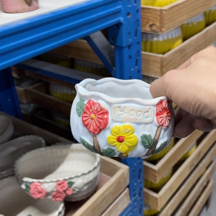 花盆单场满9.9发货10*7瑕疵