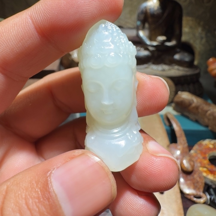 扬***爷和田玉（糖玉）未镶嵌颈饰