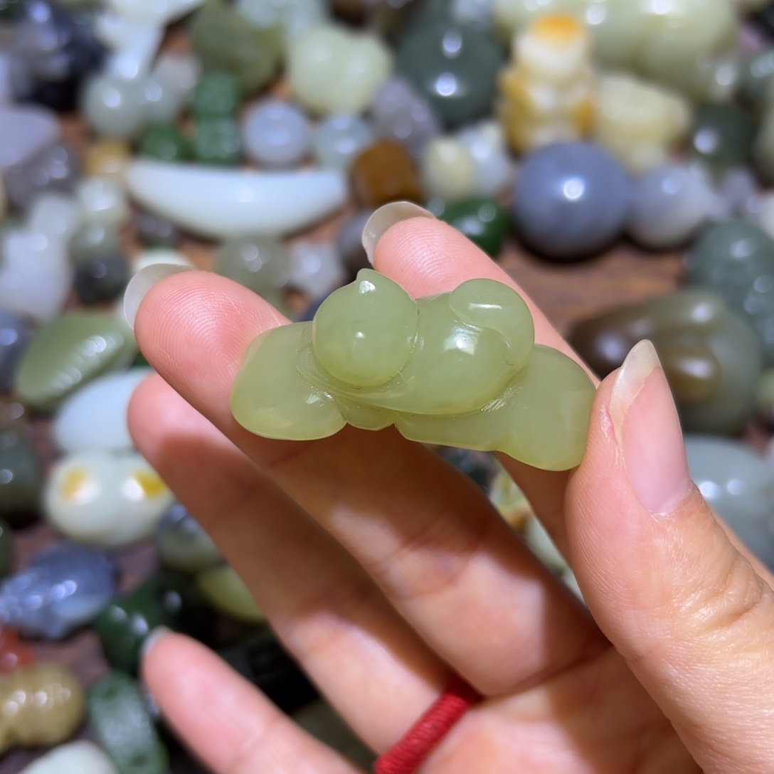 和田玉未镶嵌珠宝半成品