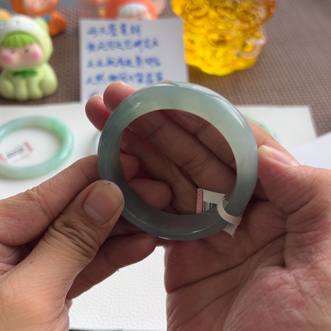 翡翠未镶嵌手镯26号54.6贵妃