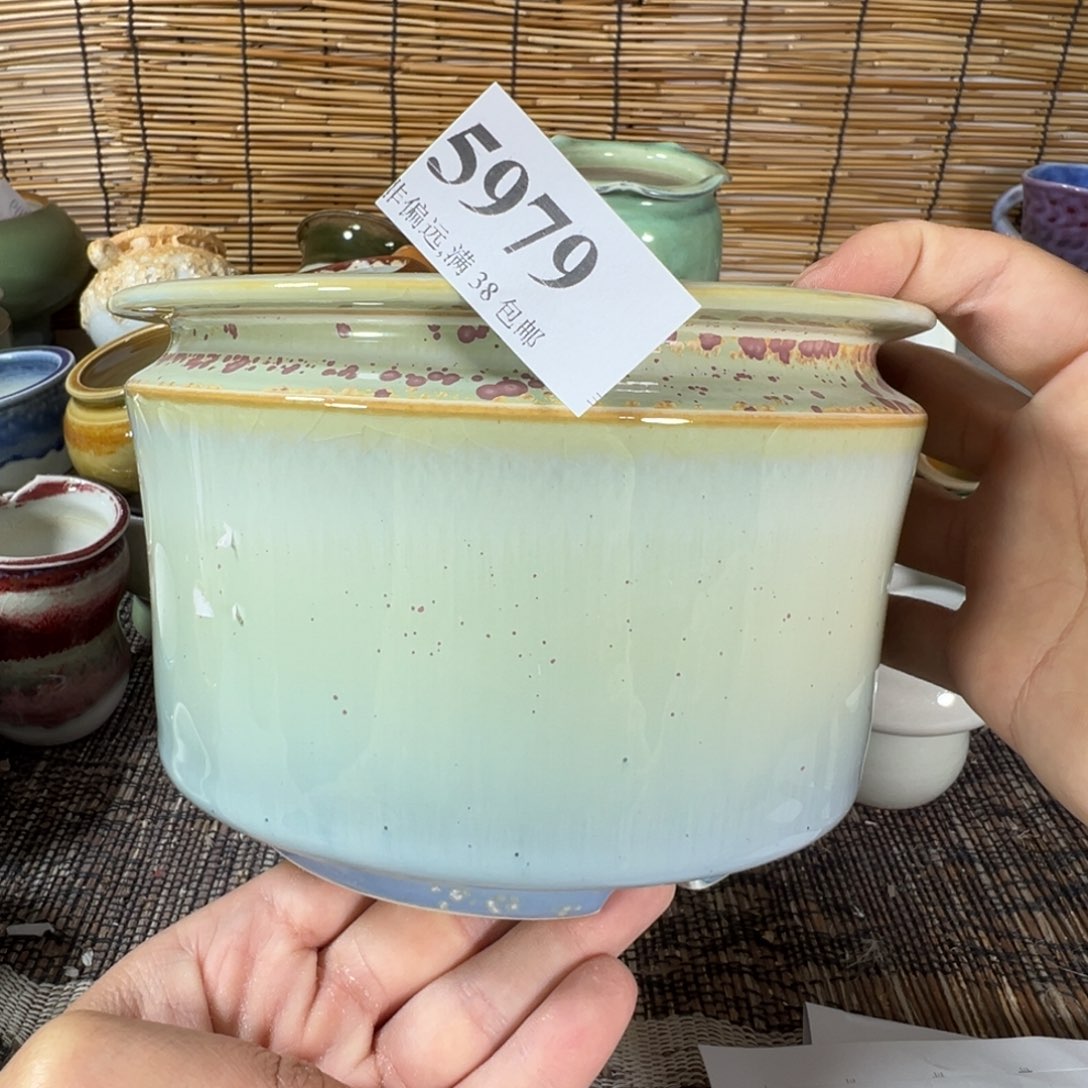 陶瓷口13高11。景德镇