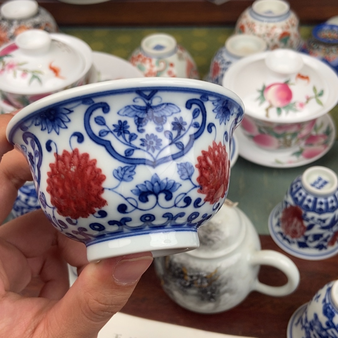 陶瓷的设计师是什么时候