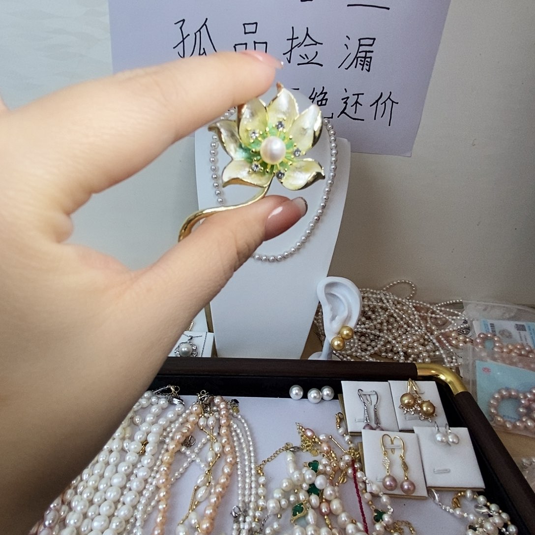 淡水珍珠颈饰合金