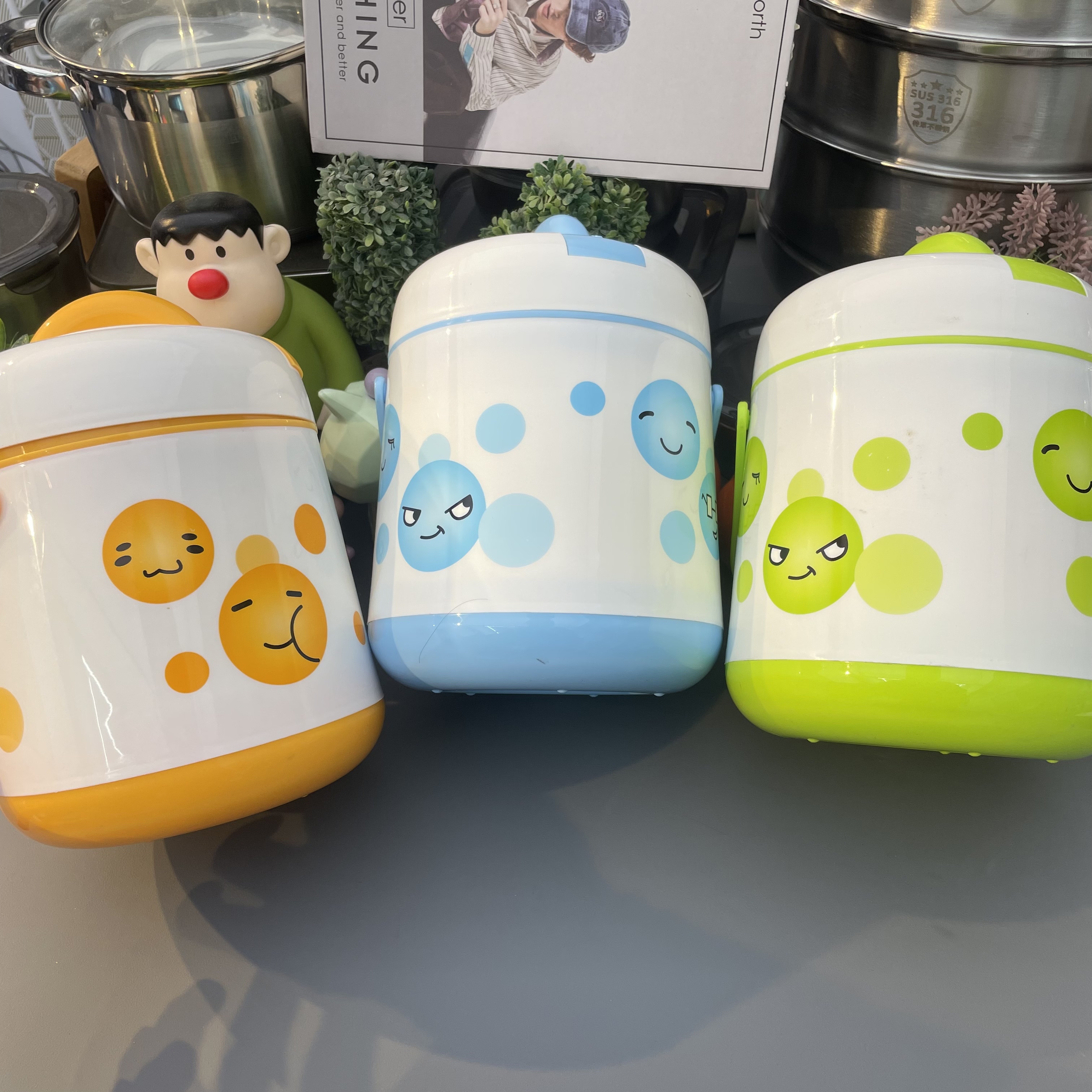 【随机色】1.9L超保温饭盒带把手大容量1个家用厨房必备【汤家限定】