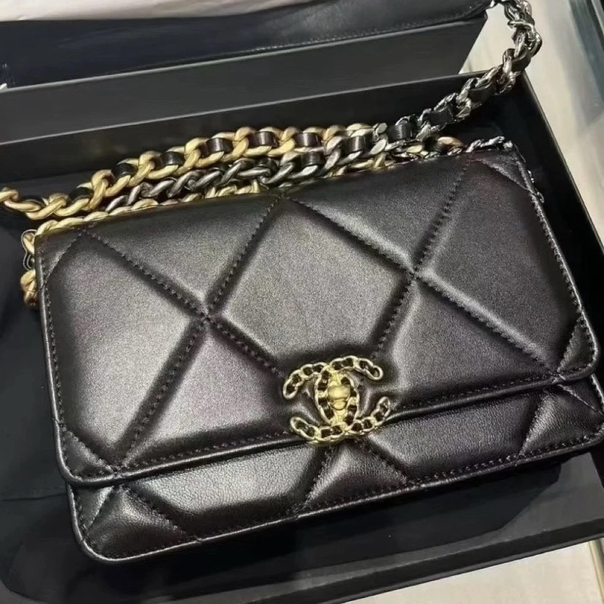 未使用 Chanel/香奈儿 黑金19bag woc 芯片款 链条斜挎包 