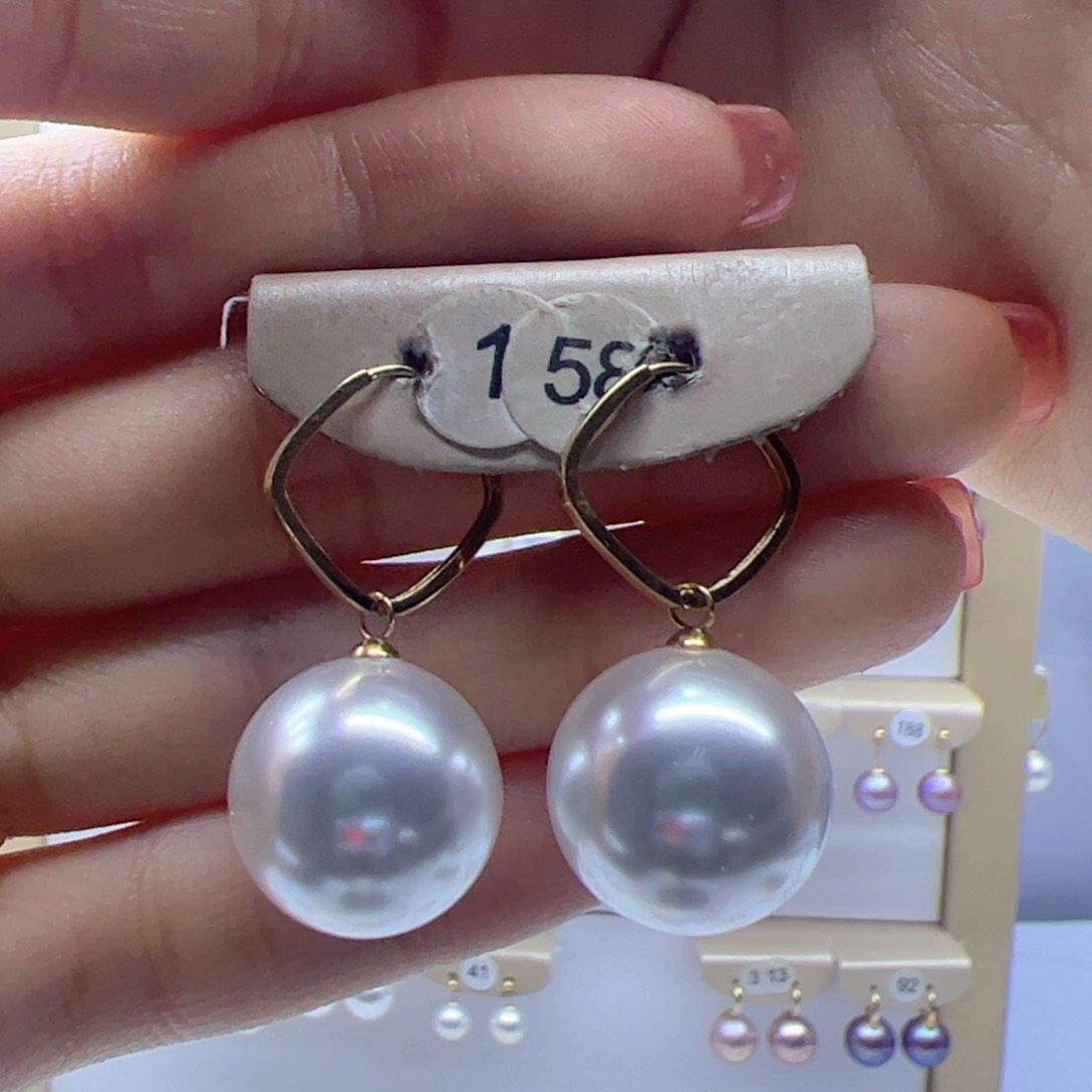 18K金镶嵌淡水珍珠耳饰