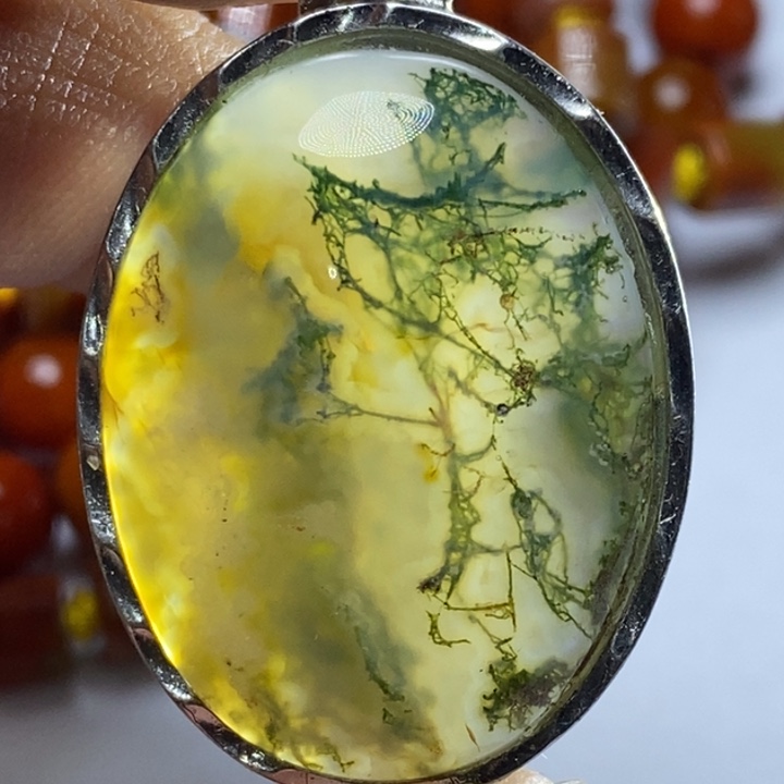 玛瑙/玉髓颈饰未镶嵌