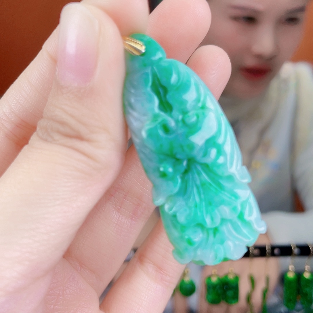 翡翠未镶嵌耳饰饰品