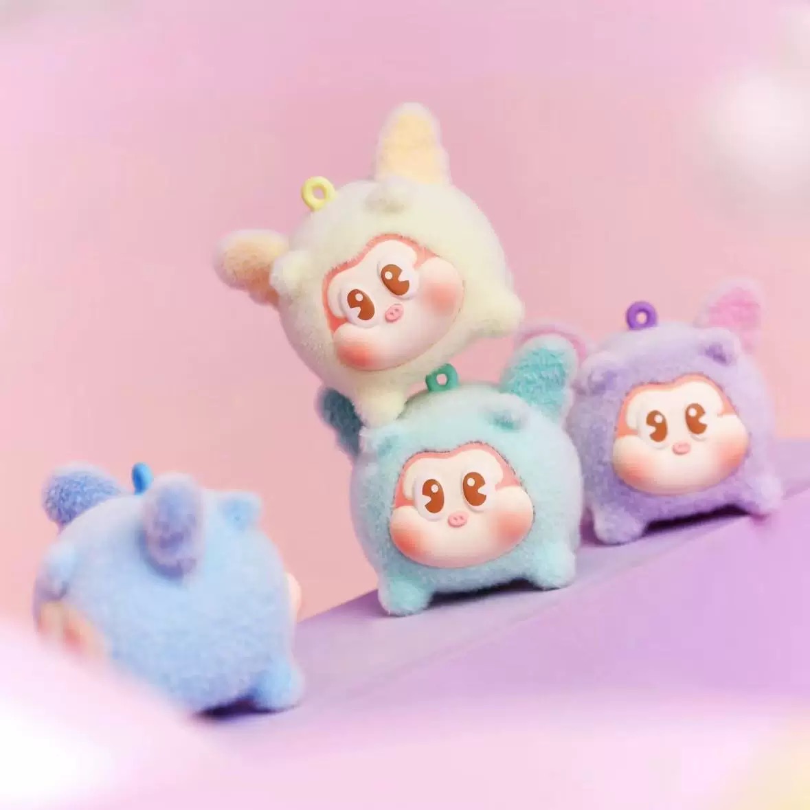 【拆盒】THE SLLO飞天小猪系列迷你盲盒潮玩可爱摆件手办