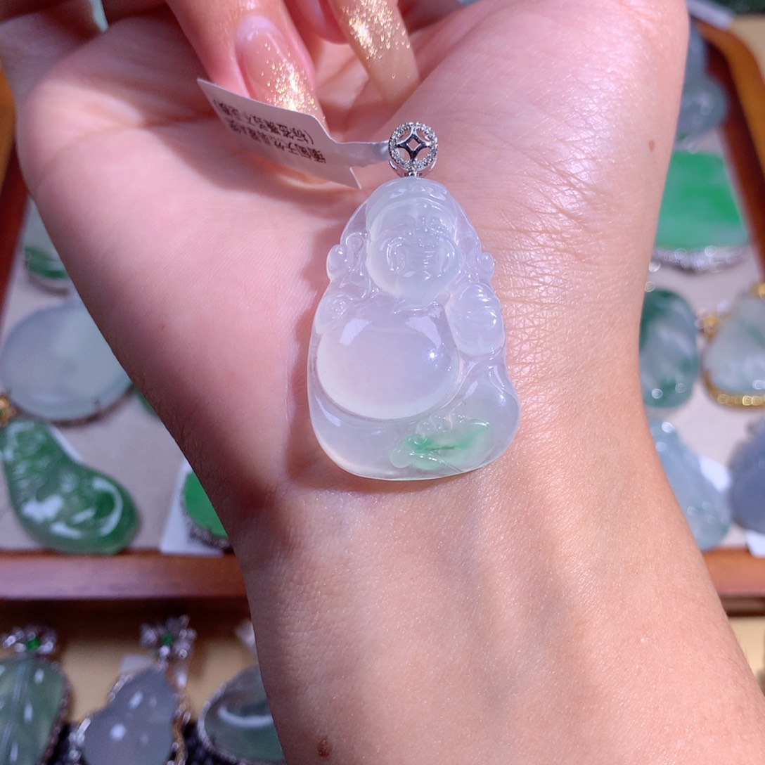 翡翠吊坠(不含链)18K金镶嵌