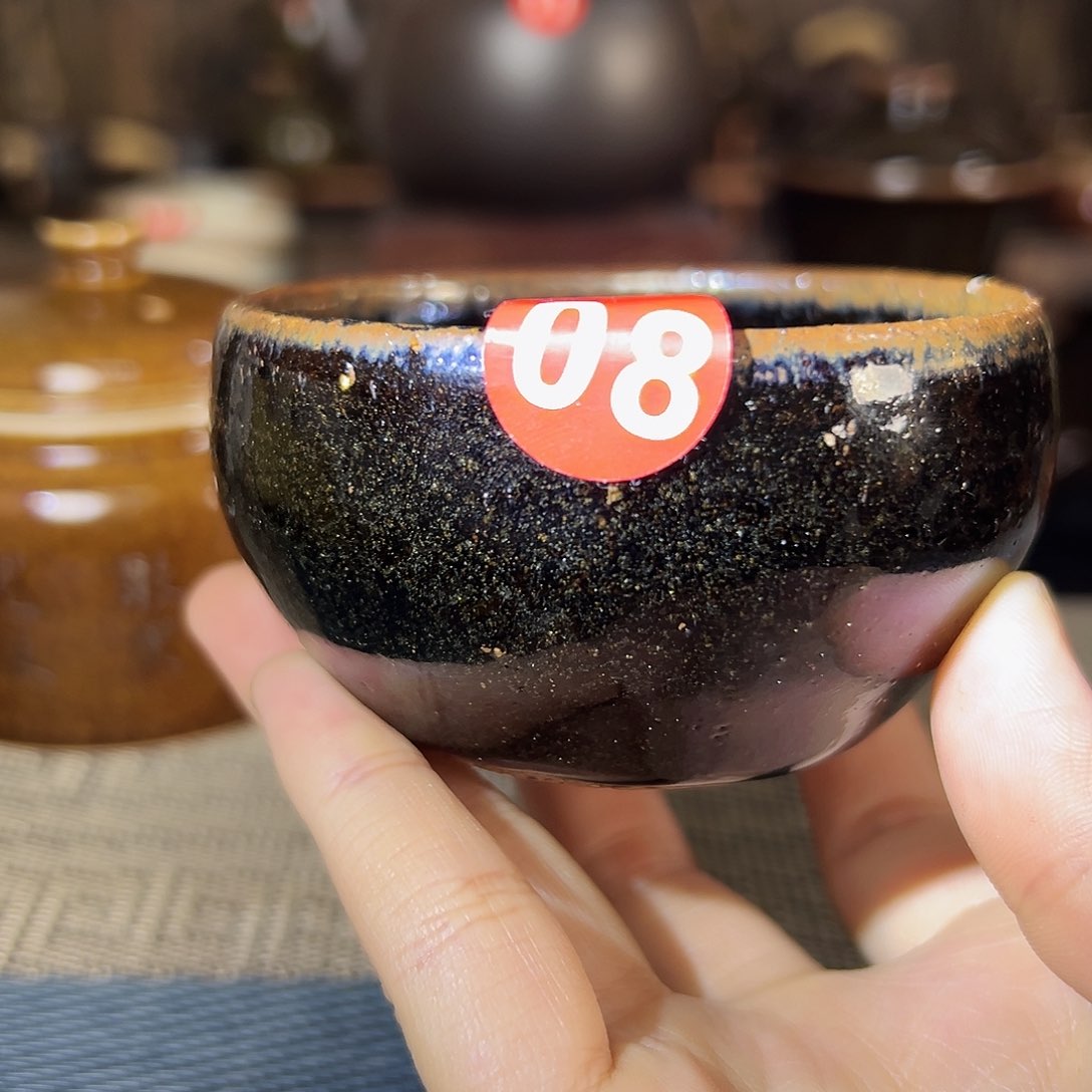 纯手工制作的黑釉色
