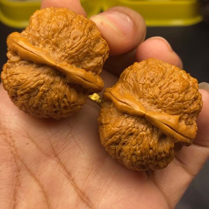 吊坠文玩核桃38尺蛇皮球