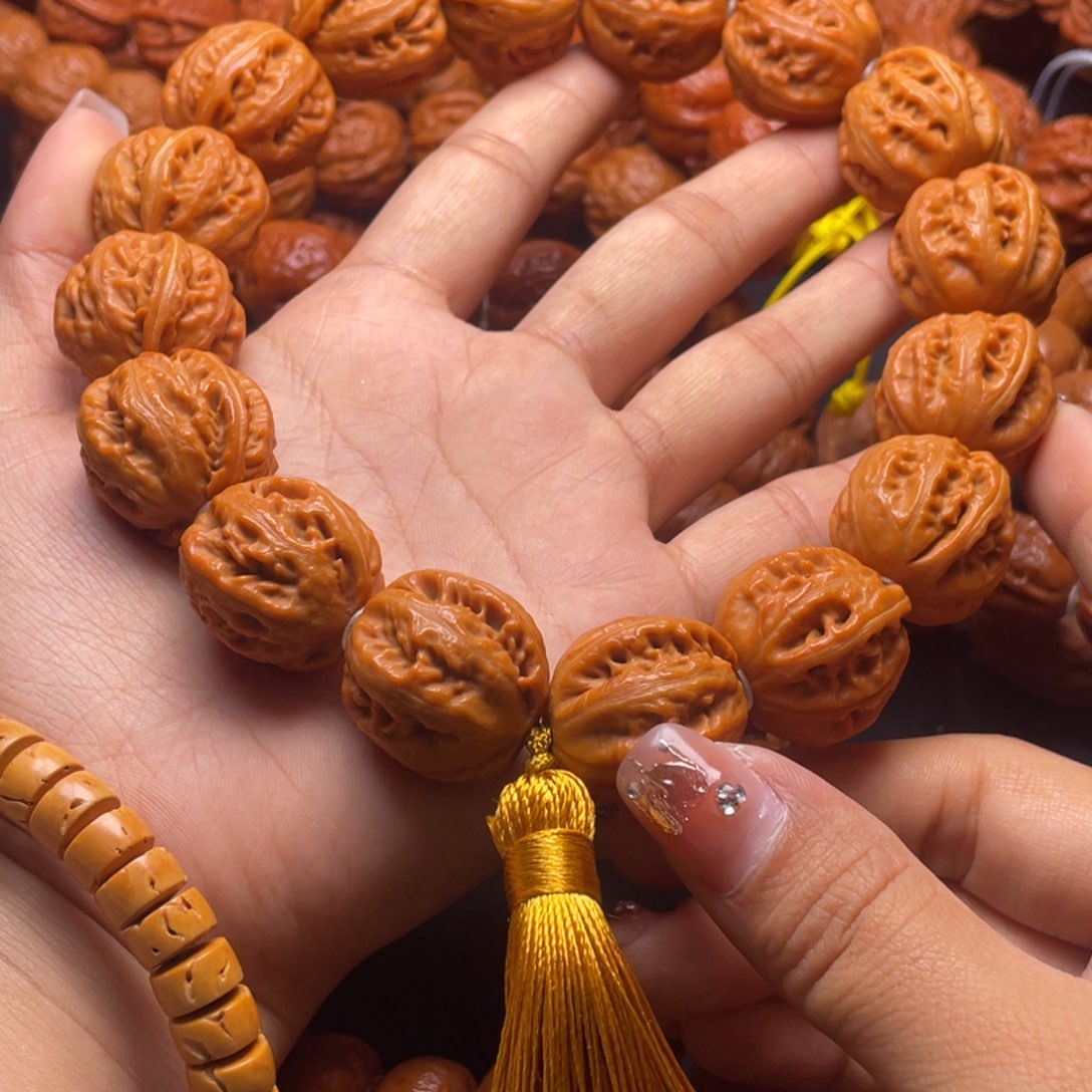 文玩核桃手串天***钊粗筋麻花京八棱