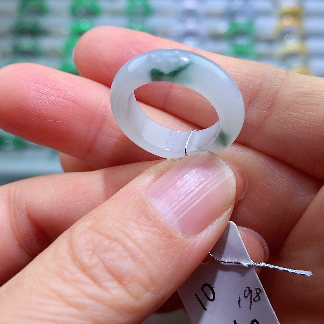 翡翠戒指未镶嵌10号