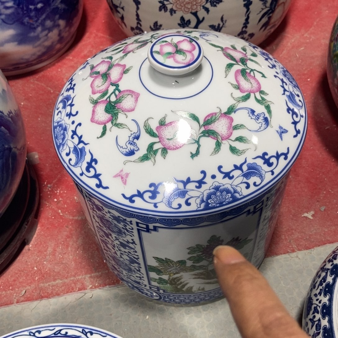 瓷片景德镇陶瓷罐一个