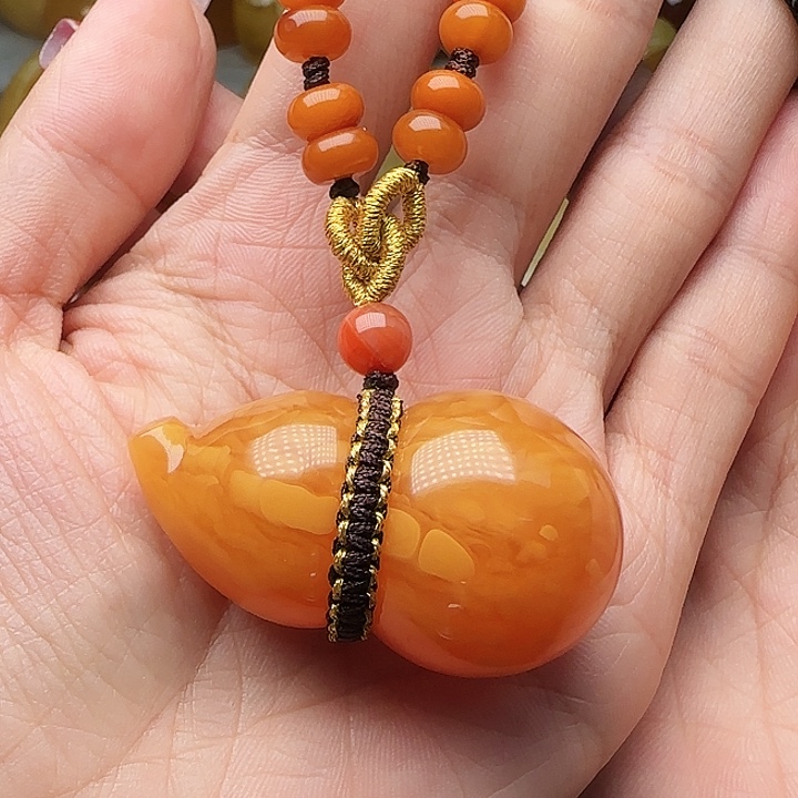 琥珀未镶嵌手链吊坠