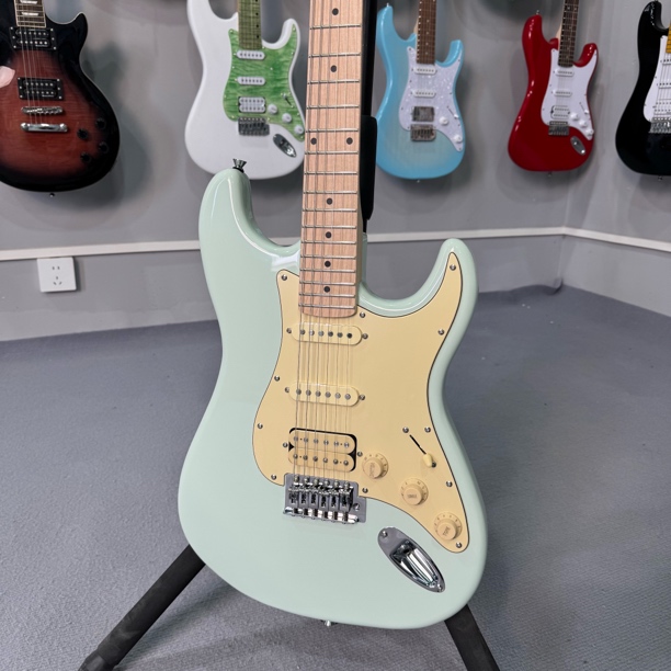 电吉他单单双专业演奏级男女学生演奏民谣摇滚电吉他吉它