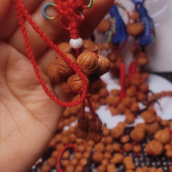 吊坠桃核龙纹桃枭