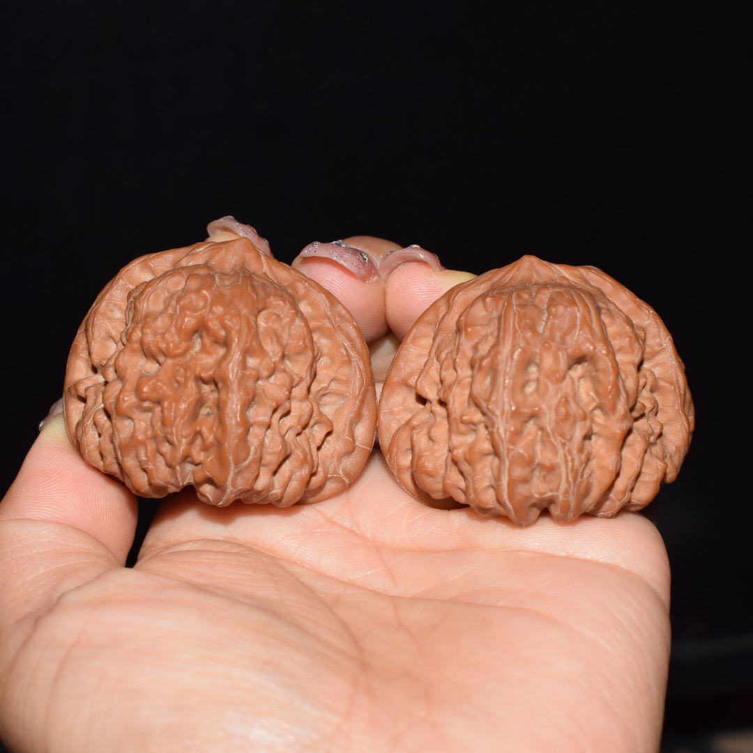 平谷凹底302边44高35肚42文玩核桃平谷凹底狮子头一物一发货