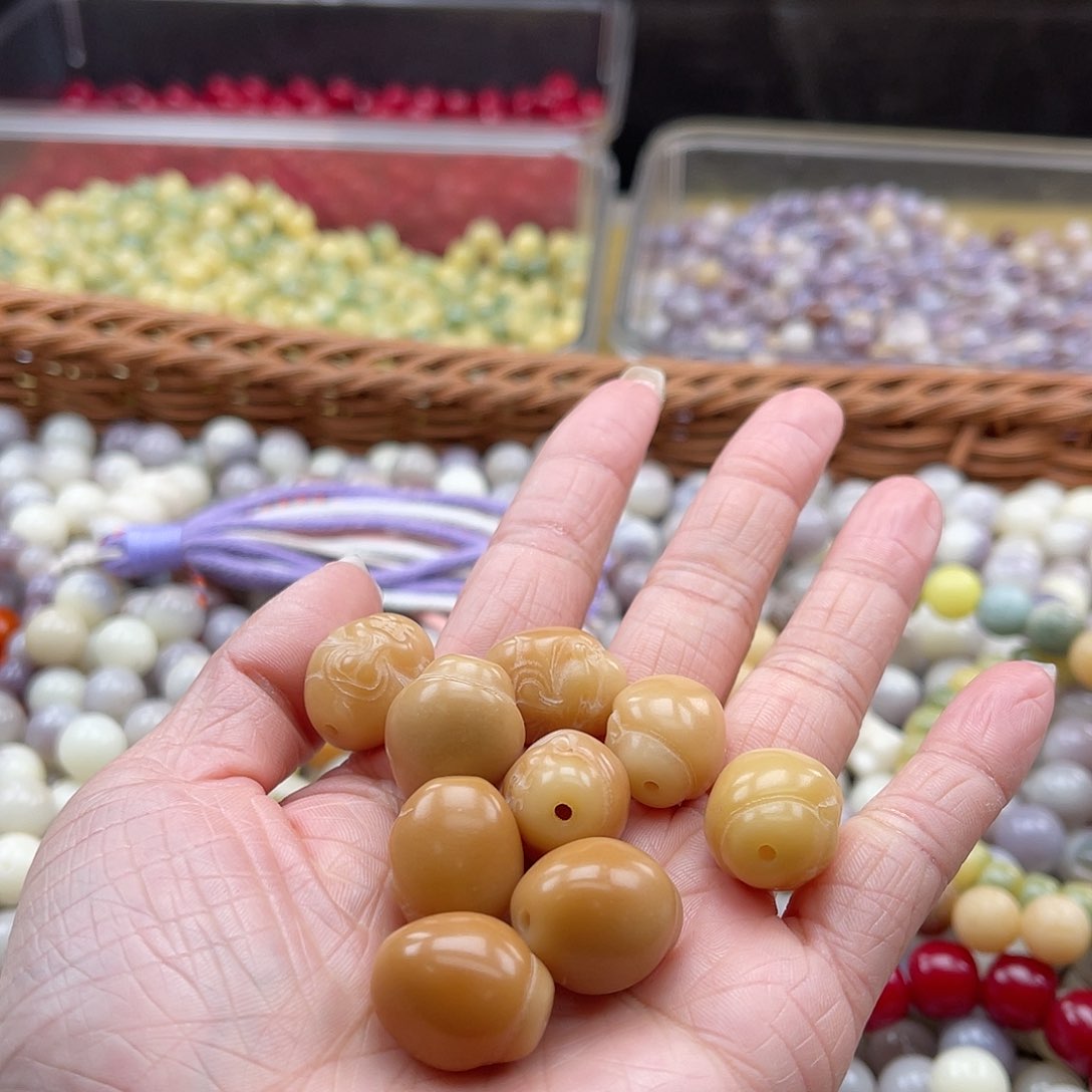 白玉菩提吊坠C/15mm/10+2颗