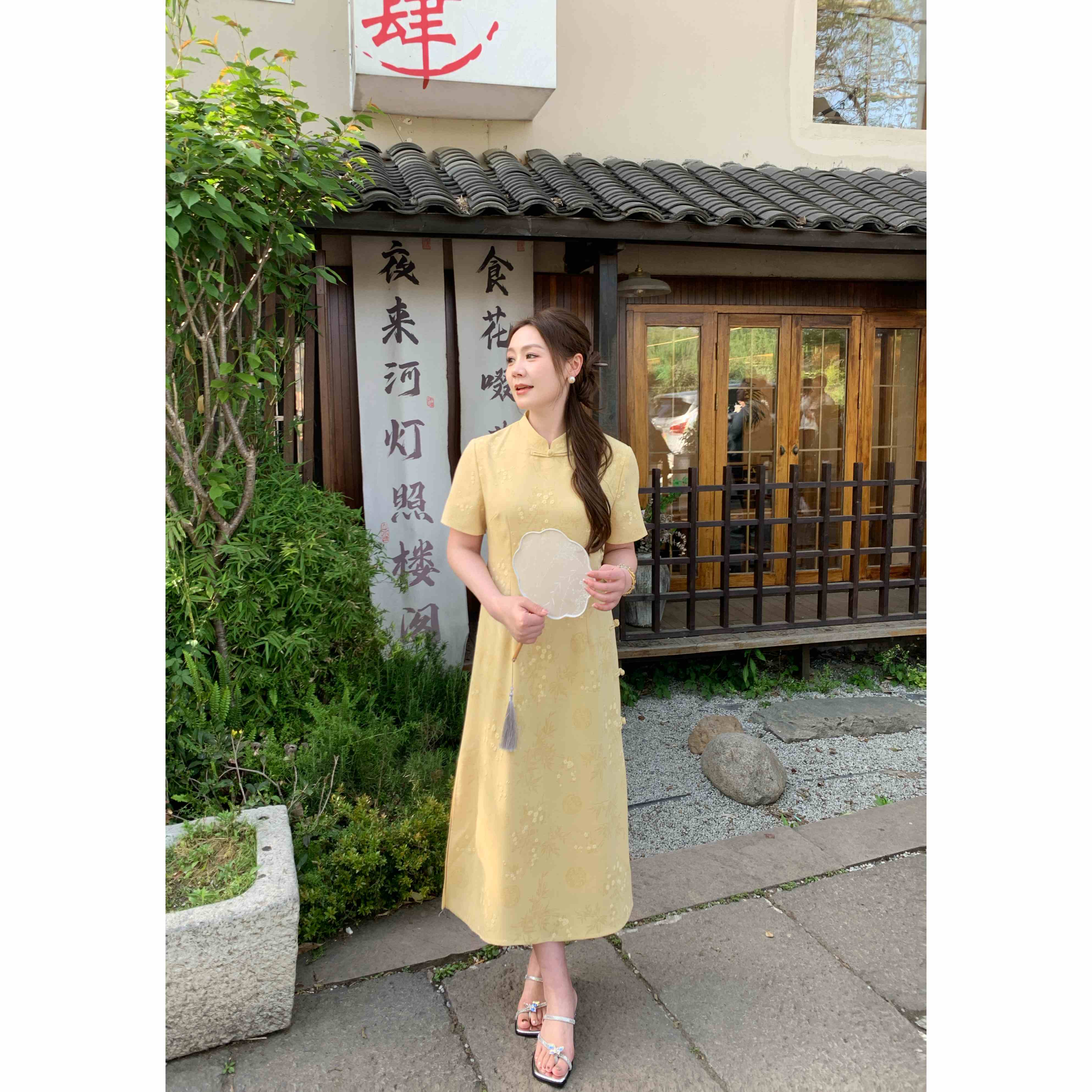 NANJIE/楠姐【落花惊雨】夏季国风暗纹立体提花短袖旗袍XNS6338