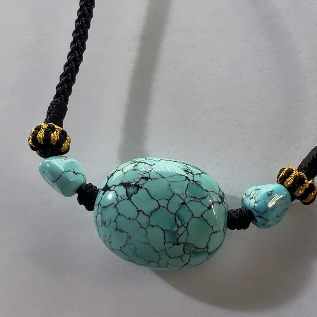 绿松石未镶嵌挂件