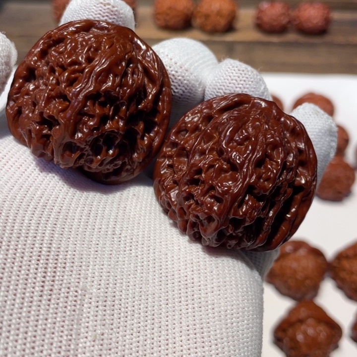 文玩核桃吊坠南疆石900.41.09