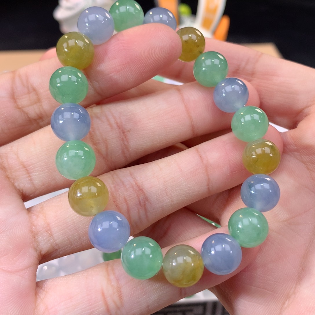 翡翠手链未镶嵌翡翠