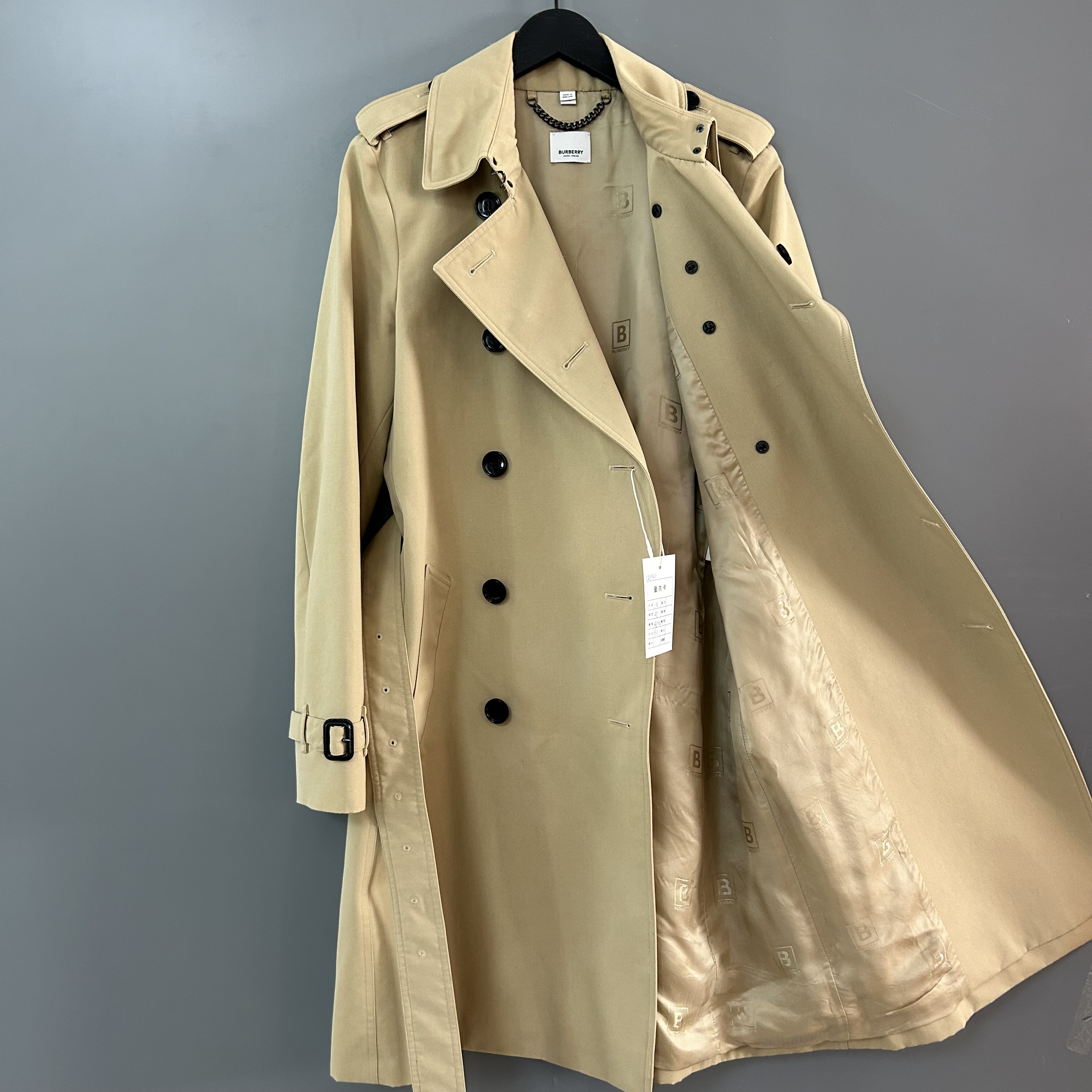 95新 BURBERRY/博柏利 Burberry卡其色风衣外套