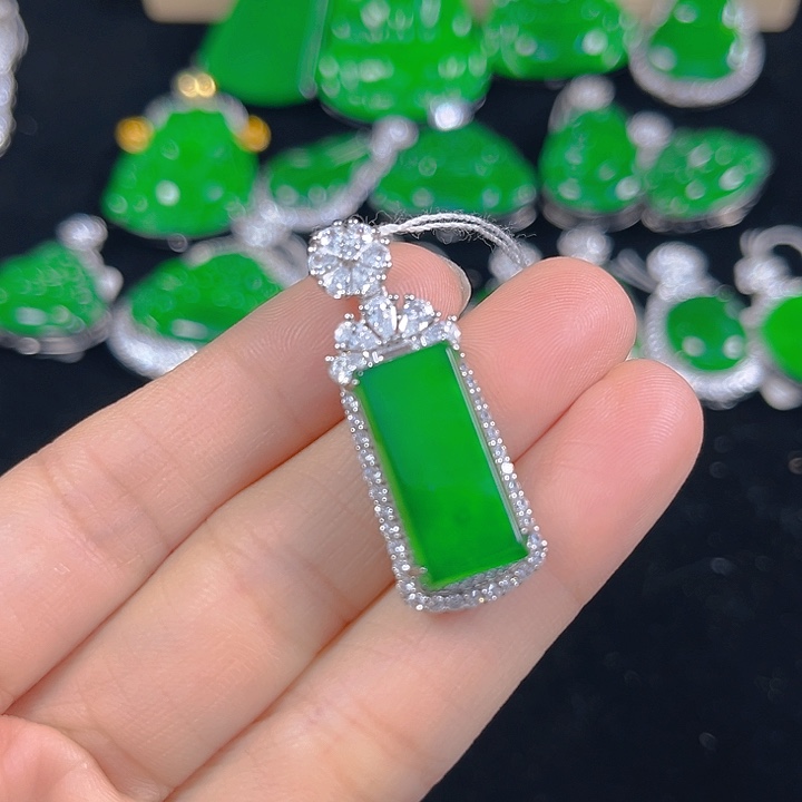 翡翠银S925镶嵌吊坠(不含链)