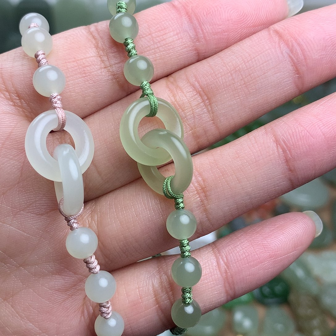 和田玉拍一发一未镶嵌