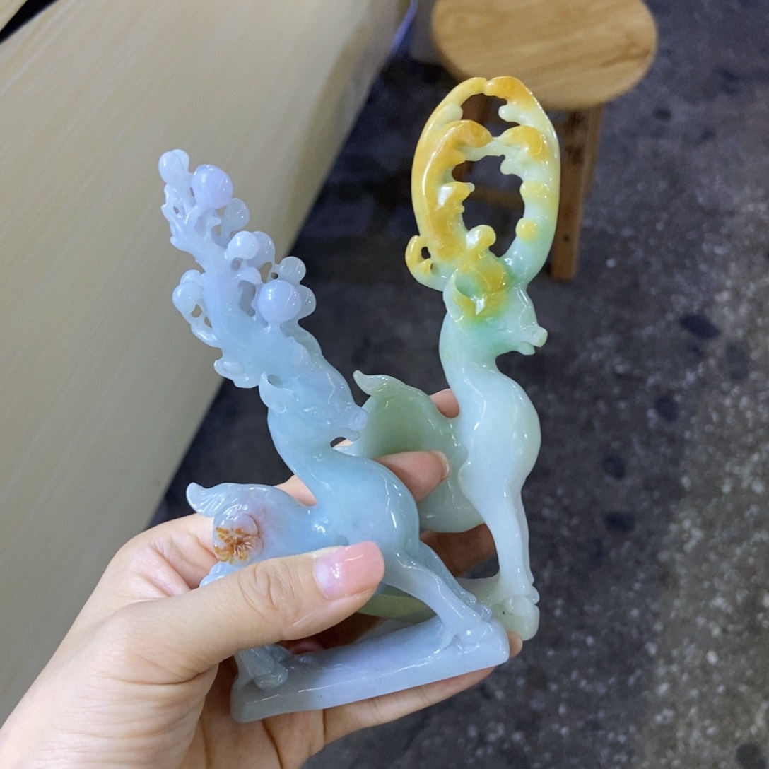 未镶嵌摆件翡翠太*花好看的翡翠小鹿