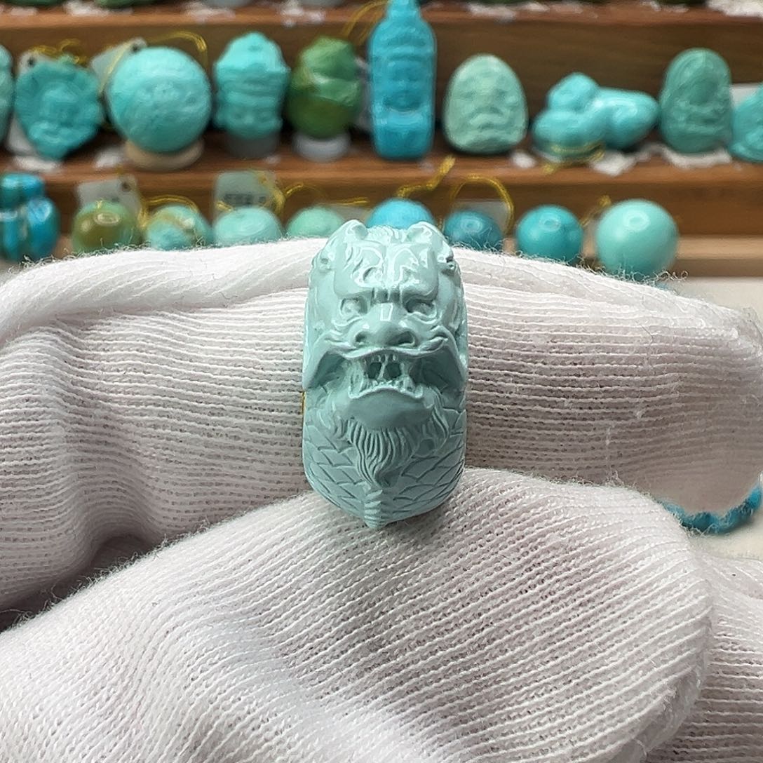 绿松石配饰未镶嵌