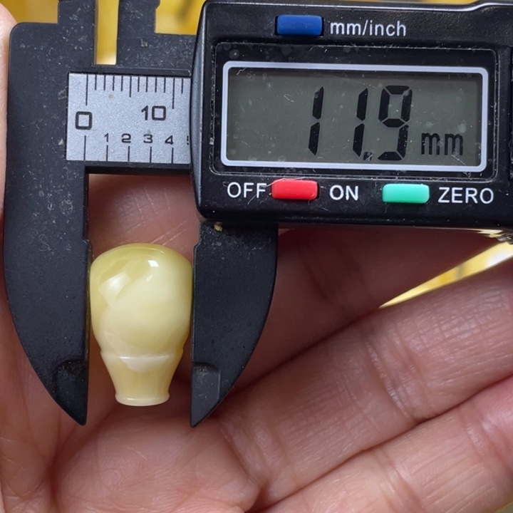 蜜蜡未镶嵌裸石6杂