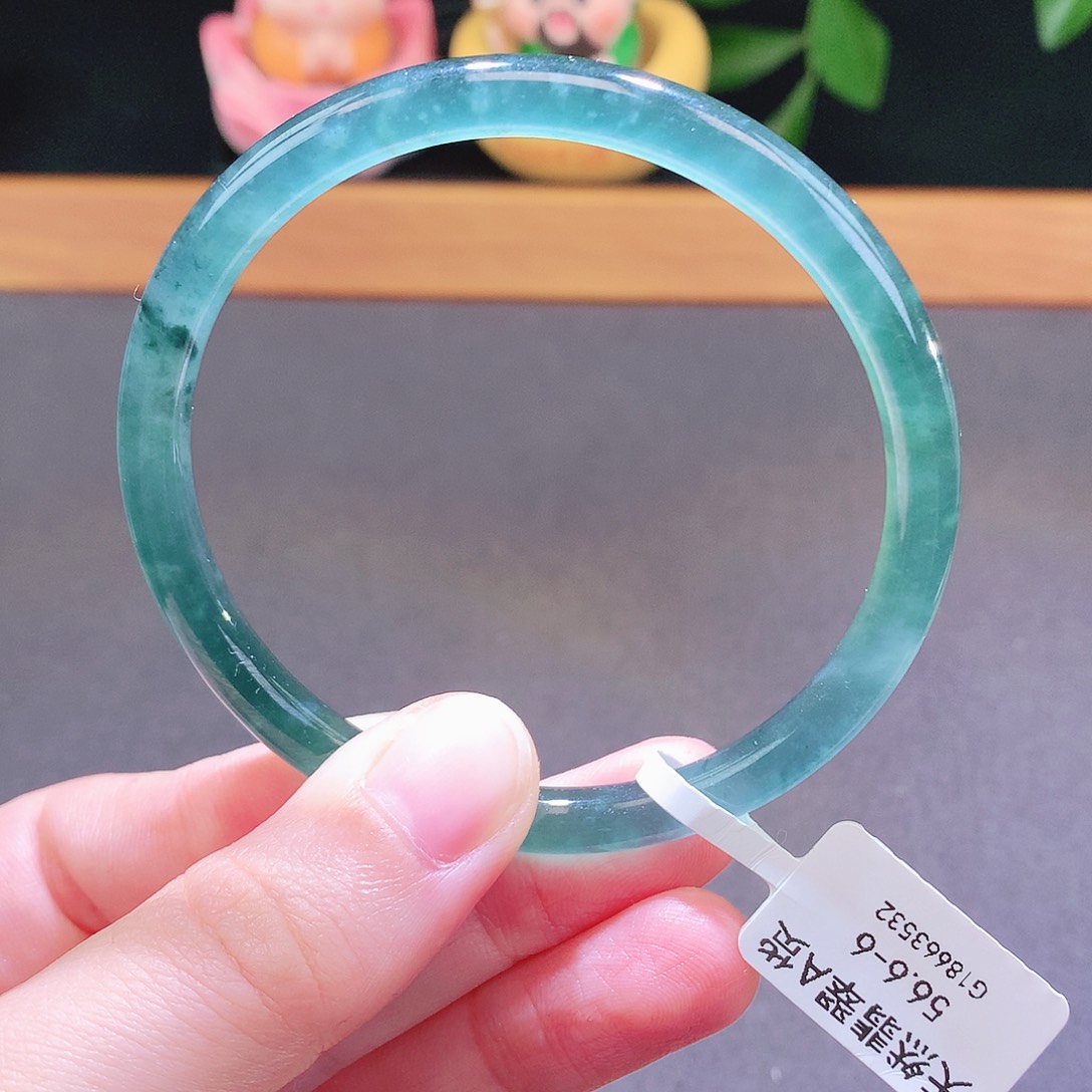 翡翠未镶嵌手镯天然翡翠