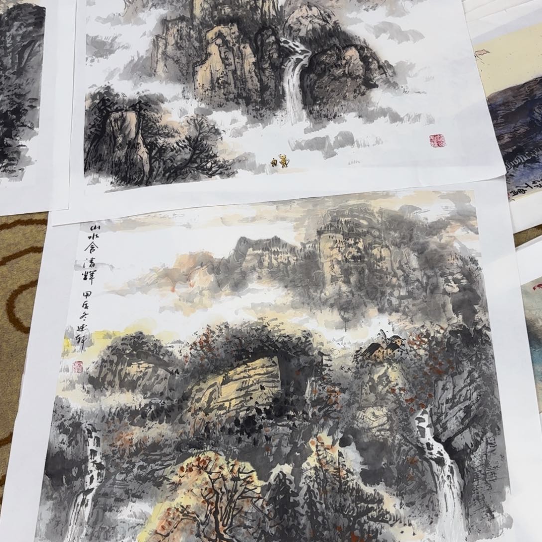 馬***）国画贾述轩山水斗方两张