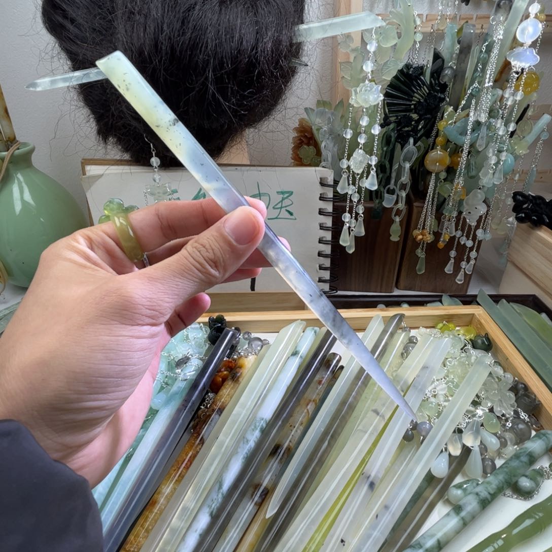 蛇纹石玉发饰未镶嵌长度20