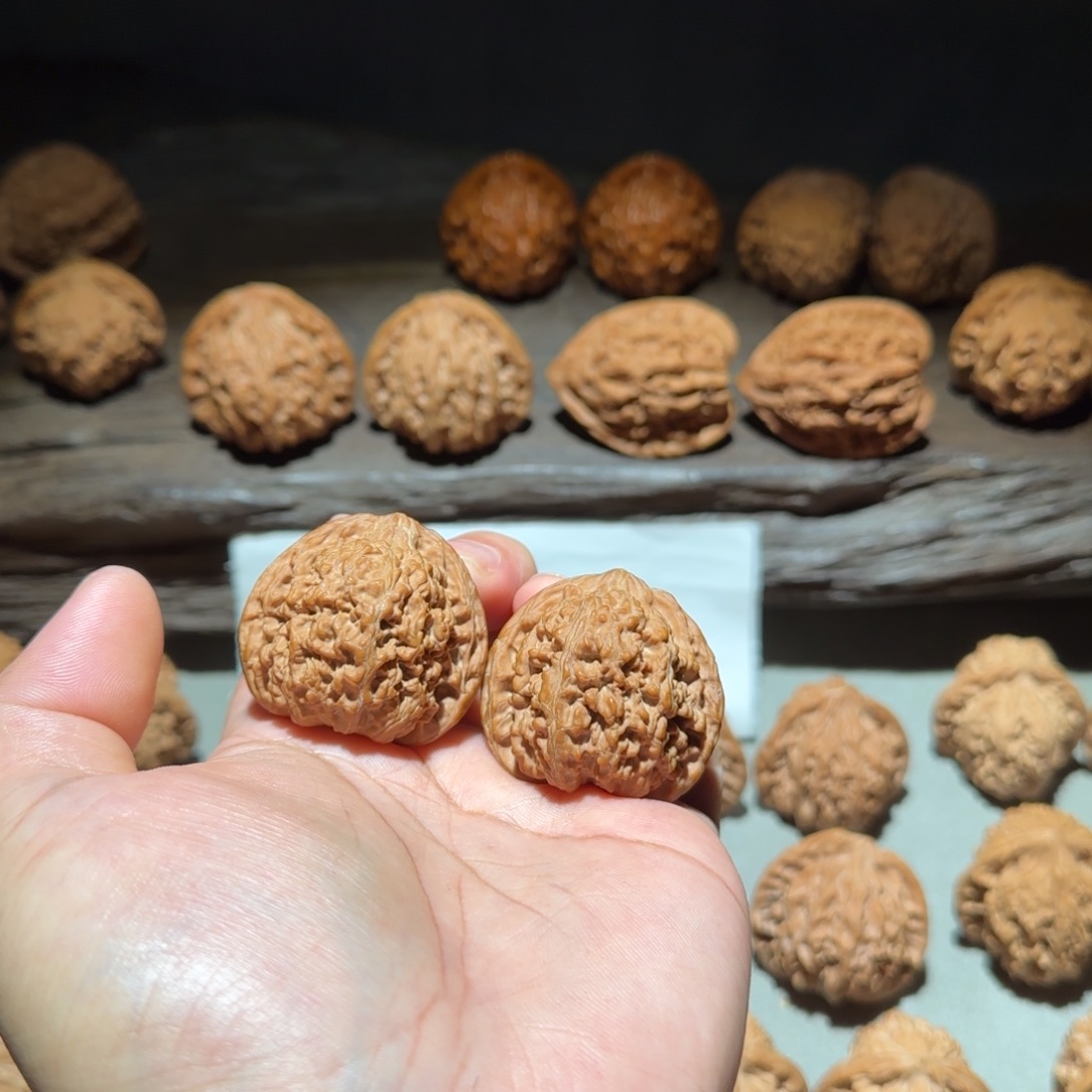 风***9吊坠文玩核桃38.5尺全品汉高山满天星