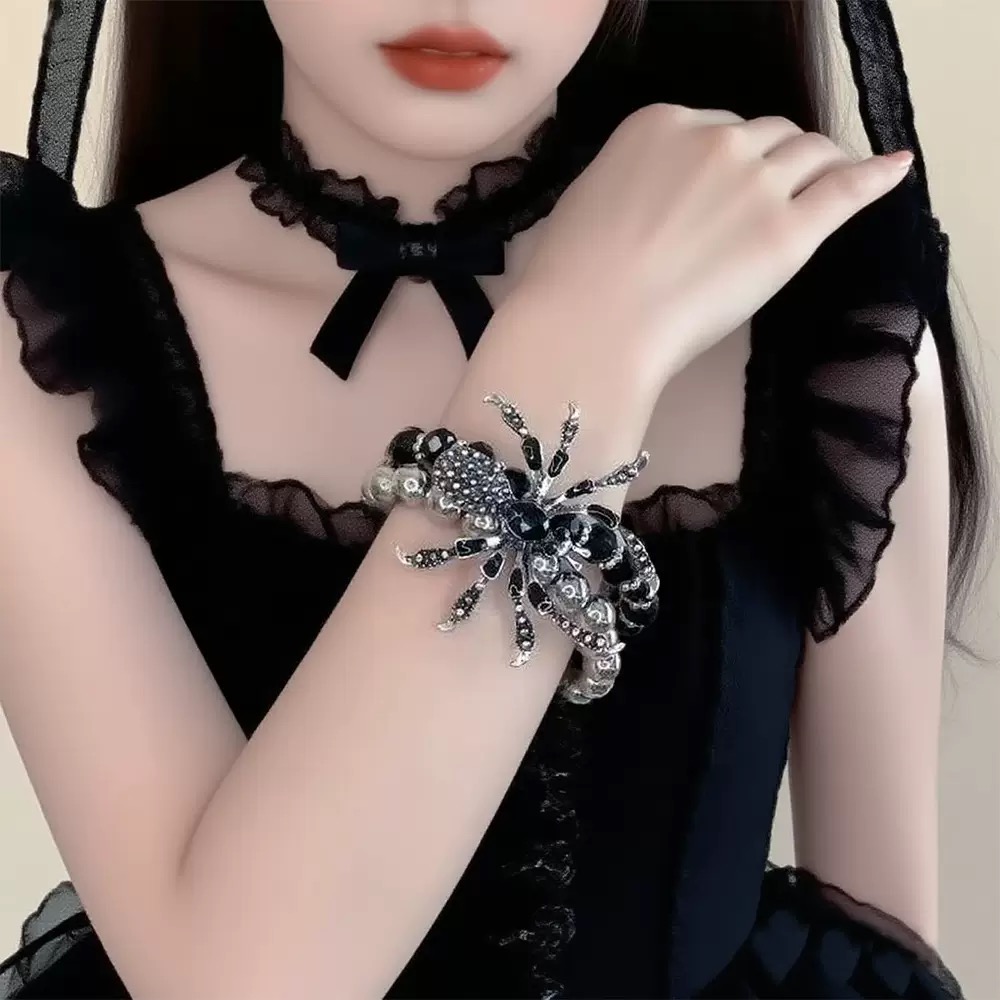 铜合金仿水晶手链 蜘蛛串珠手链女2025新款轻奢时尚小众黑色