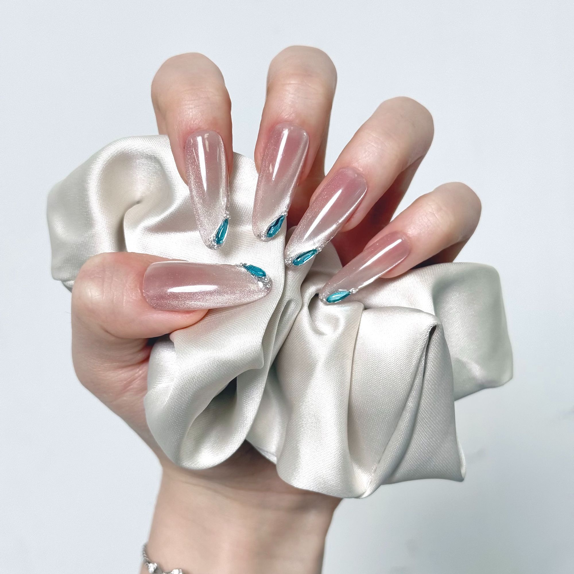 （蓝眼泪）纯手工穿戴甲高级感渐变裸色美甲贴片成品甲可拆卸长款