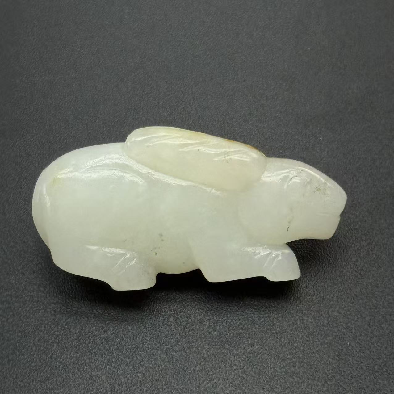 LOT.32/20世纪和田玉瑞兔/S464440