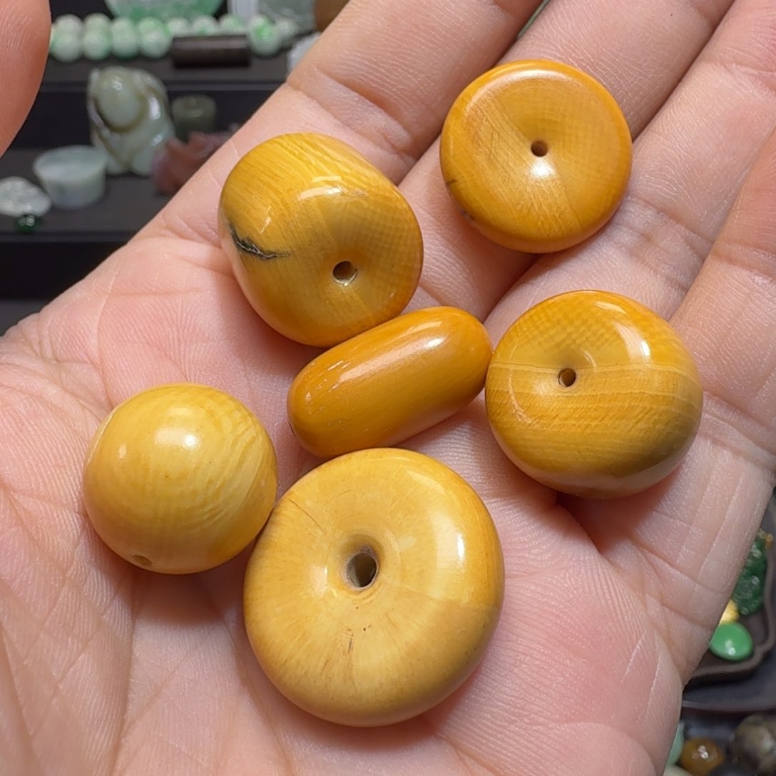 用***8石英石铁合金吊坠